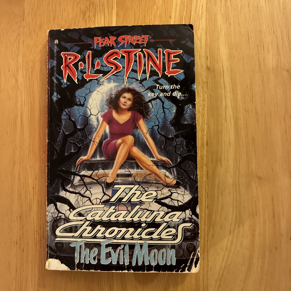 R.L. Stine The Evil Moon from The Cataluna Chronicles First Edition* Read